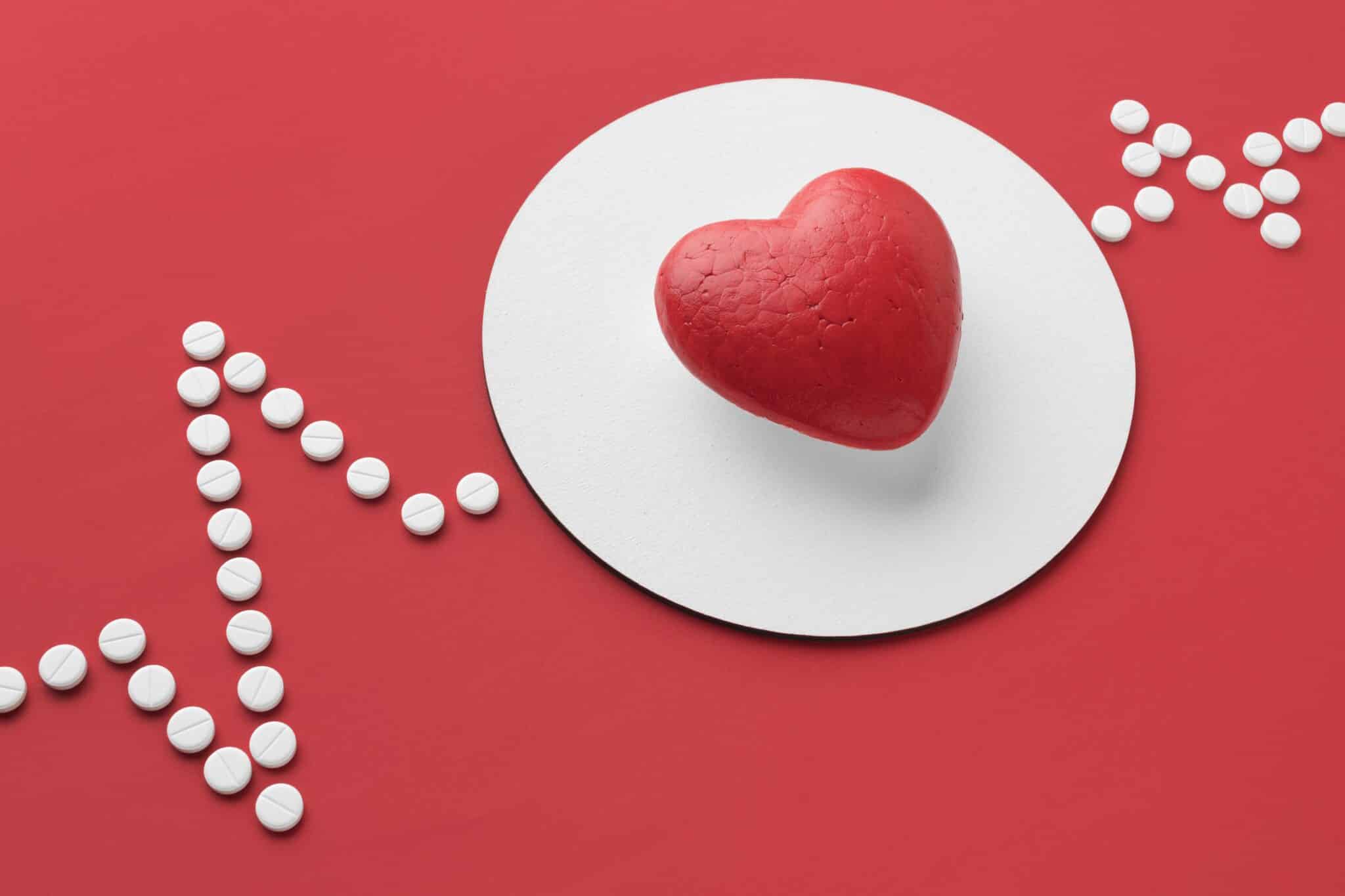 In questo articolo ti spieghiamo cosa monitorare quando hai il colesterolo alto, quali esami richiedere al tuo medico e dove eseguire un check-up cardiovascolare completo a Roma Nord.